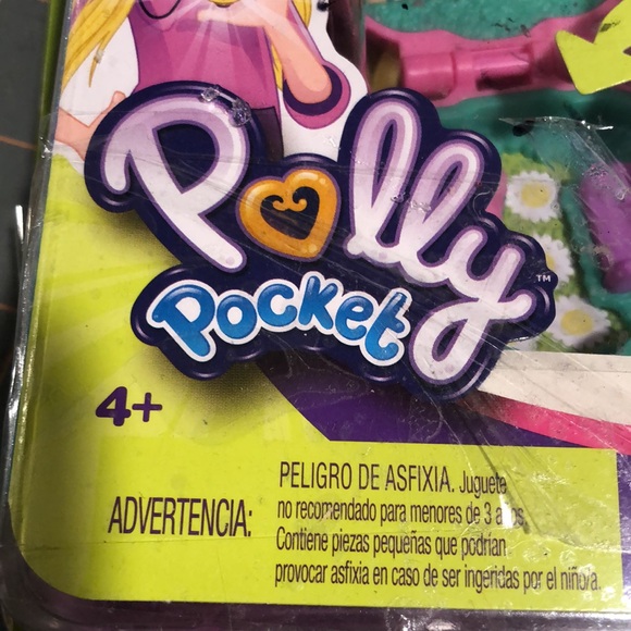 NIP Micro Polly Pockets mini doll play set - Picture 2 of 15